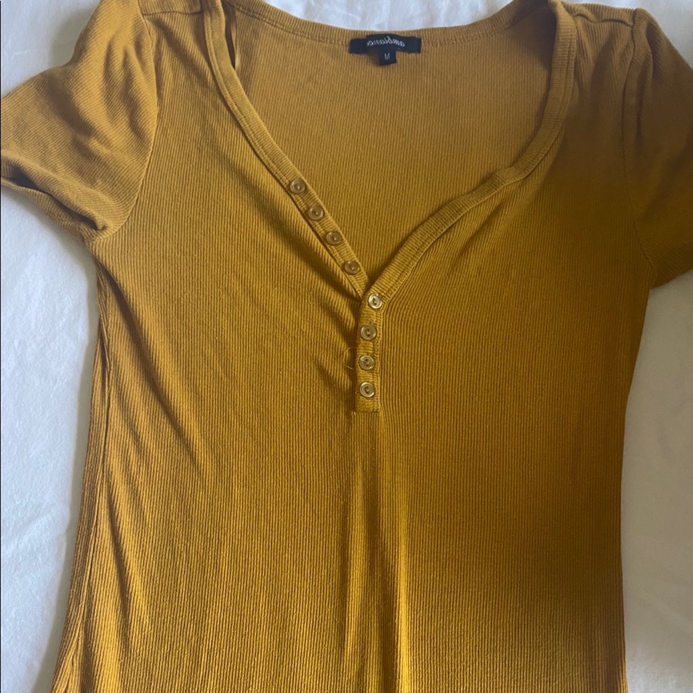 Mustard v neck shirt